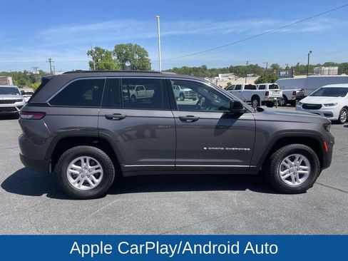 Certified 2025 Jeep Grand Cherokee Laredo w/ Trailer Tow Package AWD/4WD image 10