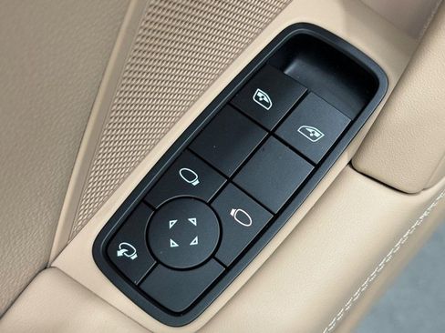 Certified 2024 Porsche 911 Carrera 4S image 25
