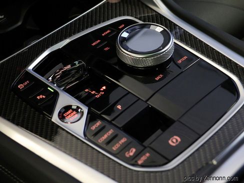 Certified 2025 BMW X6 M60i w/ Executive Package image 28