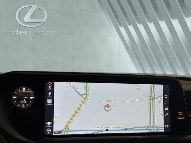 Used 2019 Lexus ES 300h w/ Accessory Package 2 FWD image 4