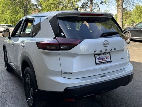 New 2026 Nissan Rogue SV AWD/4WD image 16