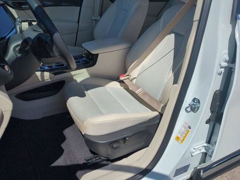 Used 2023 Buick Envision Preferred AWD/4WD image 19