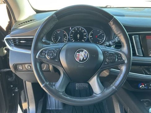 Used 2021 Buick Enclave Avenir image 9