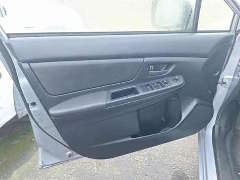 Used 2013 Subaru Impreza 2.0i image 8