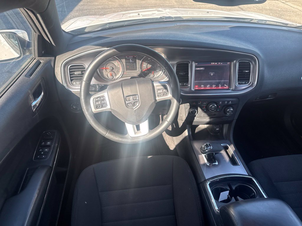 Used 2014 Dodge Charger SXT RWD image 26