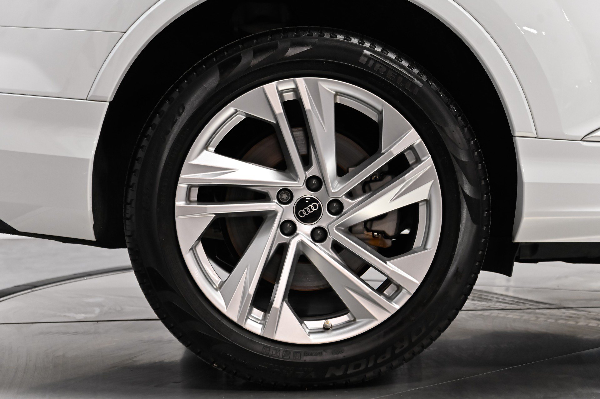 Used 2022 Audi Q7 2.0T Premium Plus AWD/4WD image 13