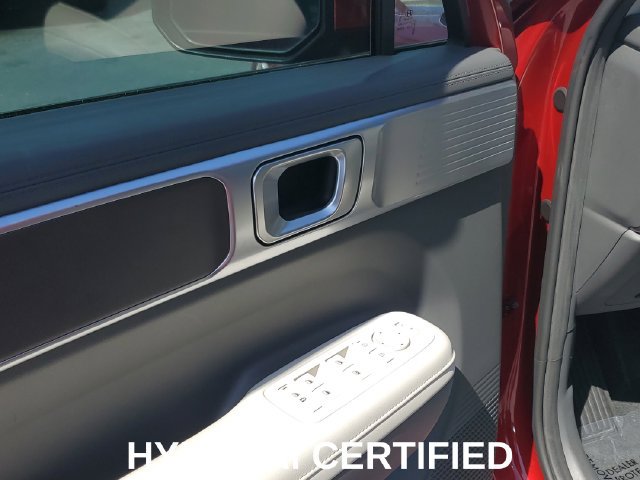 Certified 2025 Hyundai Santa Fe SEL FWD image 10