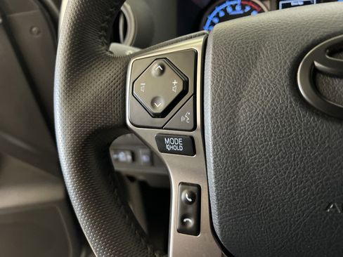 Used 2023 Toyota Tacoma SR5 AWD/4WD image 36