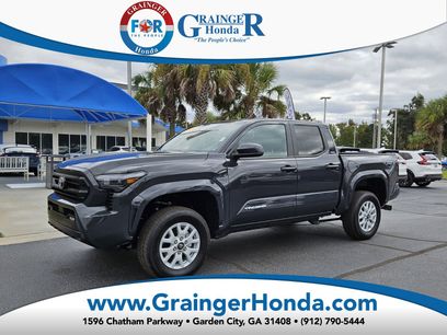 Used 2025 Toyota Tacoma SR5