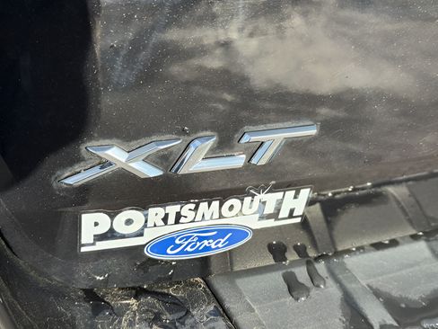 Used 2022 Ford Explorer XLT w/ Equipment Group 202A AWD/4WD image 20