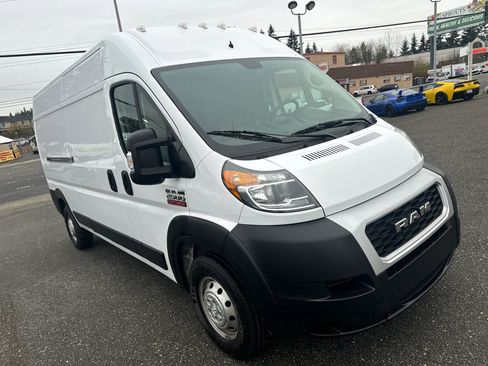 Used 2019 RAM ProMaster 2500 w/ Interior Convenience Group image 3