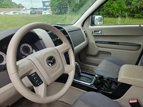 Used 2008 MAZDA Tribute i Sport FWD image 9