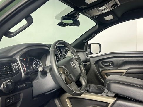 Used 2024 Nissan Titan SV w/ SV Bronze Edition Package image 23