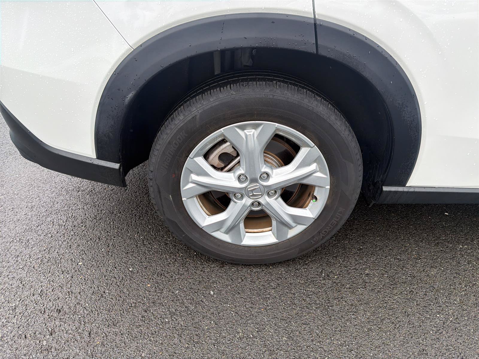 Certified 2024 Honda HR-V LX image 31