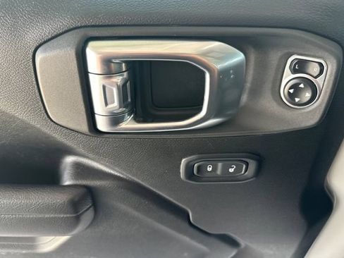 Certified 2024 Jeep Wrangler Unlimited Sport AWD/4WD image 11