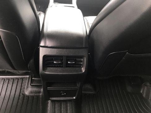 Used 2022 Ford Edge SEL AWD/4WD image 13