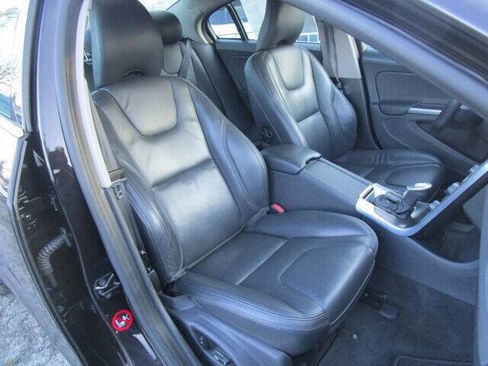 Used 2013 Volvo S60 T5 image 25