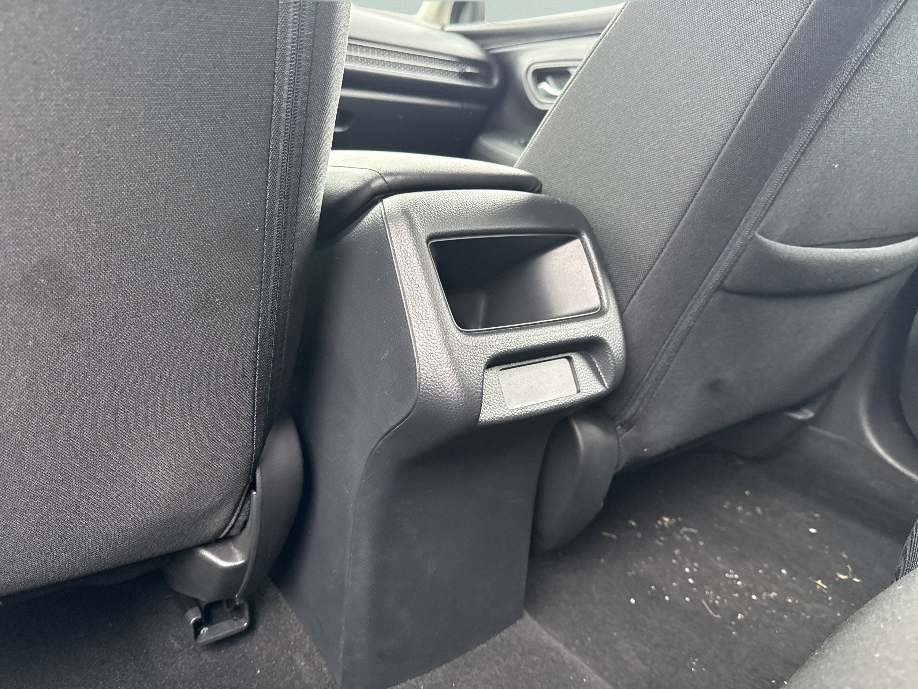 Used 2023 Honda HR-V LX image 10