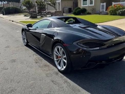 Used 2019 McLaren 570S Spider RWD image 3