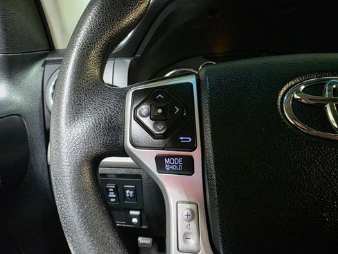 Used 2014 Toyota Tundra SR5 w/ SR5 Upgrade Package image 28
