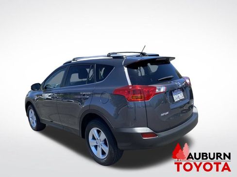 Used 2014 Toyota RAV4 XLE AWD/4WD image 5
