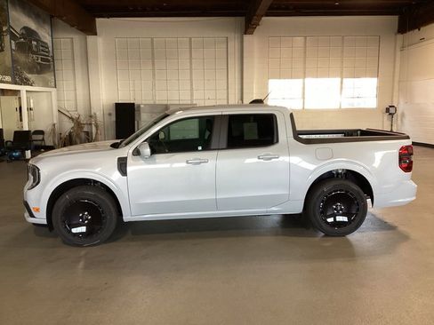 New 2026 Ford Maverick Lobo image 2