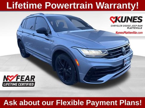 Used 2022 Volkswagen Tiguan SE R-Line image 1