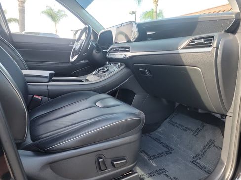 Used 2022 Hyundai Palisade Limited FWD image 22