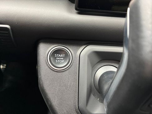 Used 2023 Land Rover Defender 110 AWD/4WD image 20