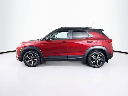 Used 2023 Chevrolet TrailBlazer RS w/ Sun and Liftgate Package image 4