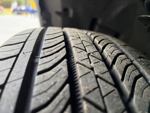 New 2025 Ford Maverick XLT w/ XLT Luxury Package image 21