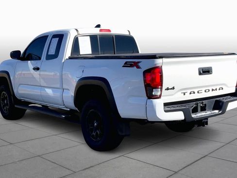 Certified 2020 Toyota Tacoma SR image 11