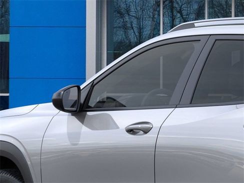 New 2026 Chevrolet Trax ACTIV w/ Driver Confidence Package image 12