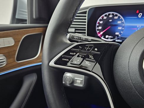 Certified 2025 Mercedes-Benz GLE 450 GLE 450 image 38
