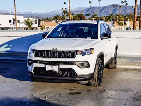 New 2026 Jeep Compass Latitude image 4