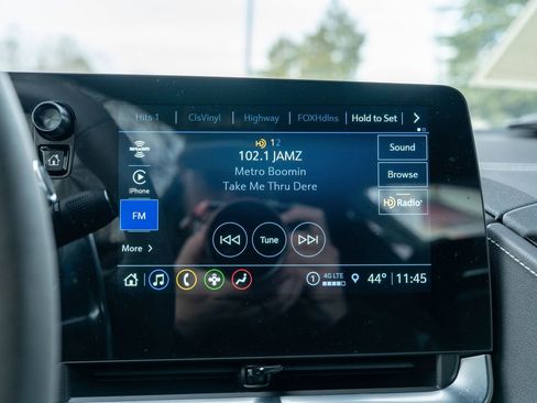 Used 2023 Chevrolet Corvette Stingray w/ Z51 Performance Package image 23