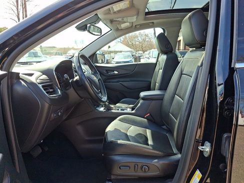 Used 2023 Chevrolet Equinox Premier image 14
