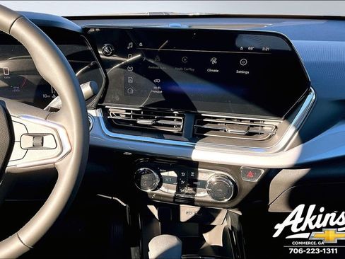 New 2026 Chevrolet Trax LT w/ Driver Confidence Package image 6