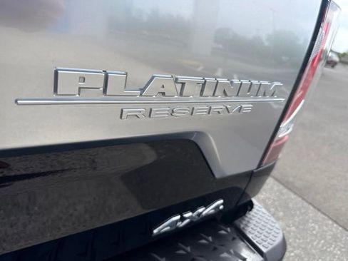 Used 2020 Nissan Titan Platinum Reserve w/ Moonroof Package AWD/4WD image 17