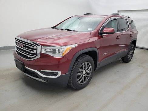 Used 2018 GMC Acadia SLT FWD image 2