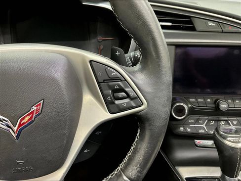 Used 2016 Chevrolet Corvette Z06 w/ 3LZ Preferred Equipment Group RWD image 18