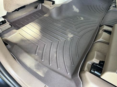 Used 2022 GMC Yukon Denali RWD image 20