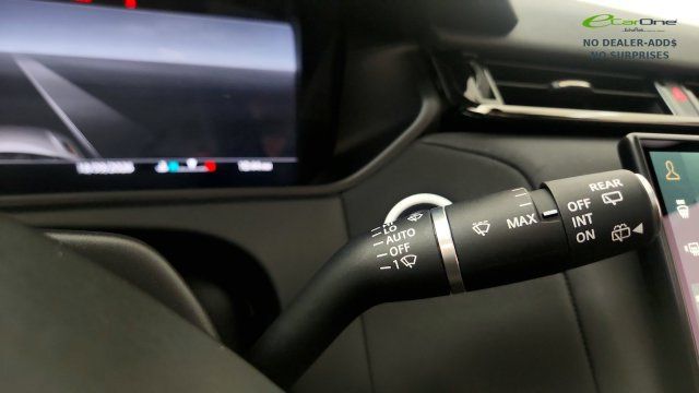 Used 2024 Land Rover Range Rover Velar Dynamic SE AWD/4WD image 60