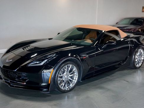Used 2017 Chevrolet Corvette Z06 RWD image 5