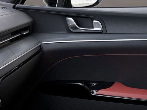 Used 2025 Kia K5 GT-Line w/ GT-Line Premium Package image 25