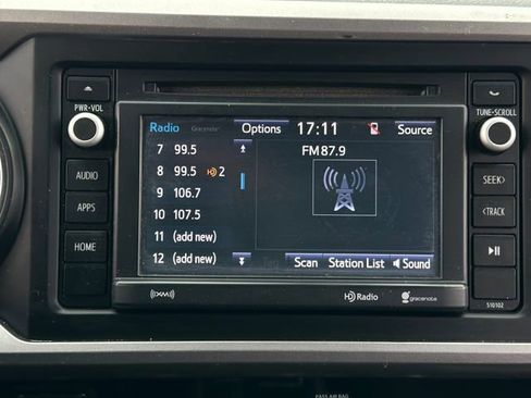 Used 2018 Toyota Tacoma SR5 image 23