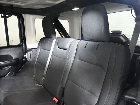 Used 2021 Jeep Wrangler Unlimited Sport image 4