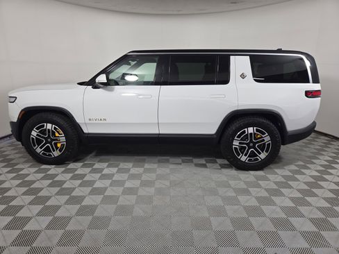 Used 2022 Rivian R1S Launch Edition image 2