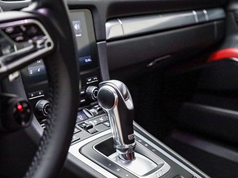 Used 2025 Porsche 718 Cayman image 20