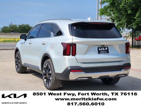 New 2026 Kia Sorento EX FWD image 4